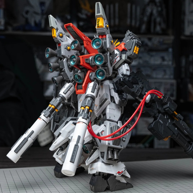 ZZA REGUS GZSS-OX-001 Captain  - Model Kit Zza 评论和价格