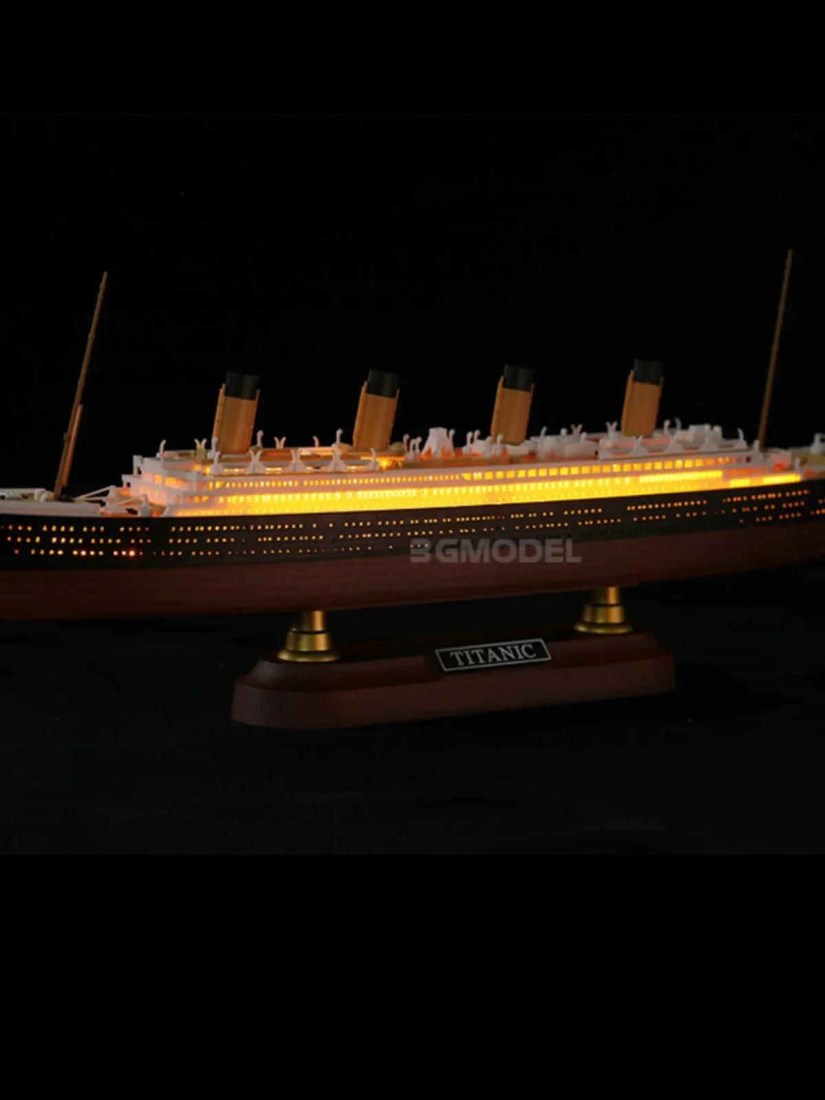 PS-008 MENG Titanic Cruise, Co - Model Kit Titanic 评论和价格