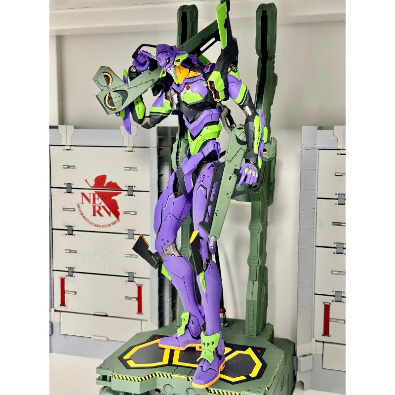 In Stock Tron Model Neon Genes - Model Kit Eva 01 评论和价格