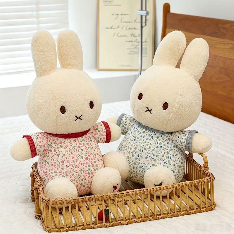 30cm Cute Miffy Rabbit Floral  - Model Kit Anime 评论和价格