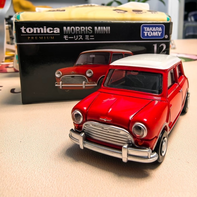TOMY Premium Black Box 1:12 Sc - Model Kit Bmw 评论和价格